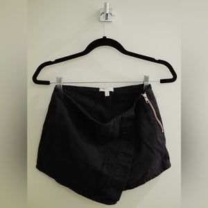 Silence + Noise skort, size 2, urban outfitters